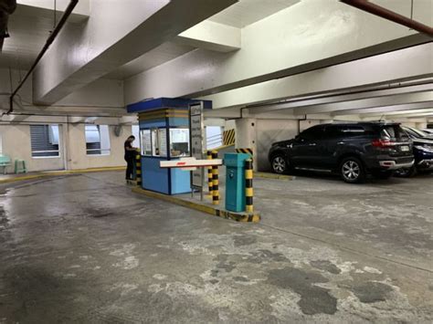 carpark at manila doctor’s hospital|Getting an RT.
